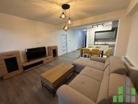 Se izdava namesten stan vo Skopje, Vlae so povrshina od 90 m2.
 Ekstra: Klima, Sopstveno parno, Lift, Nova Zgrada, Parking.
 Cena: 600 EUR